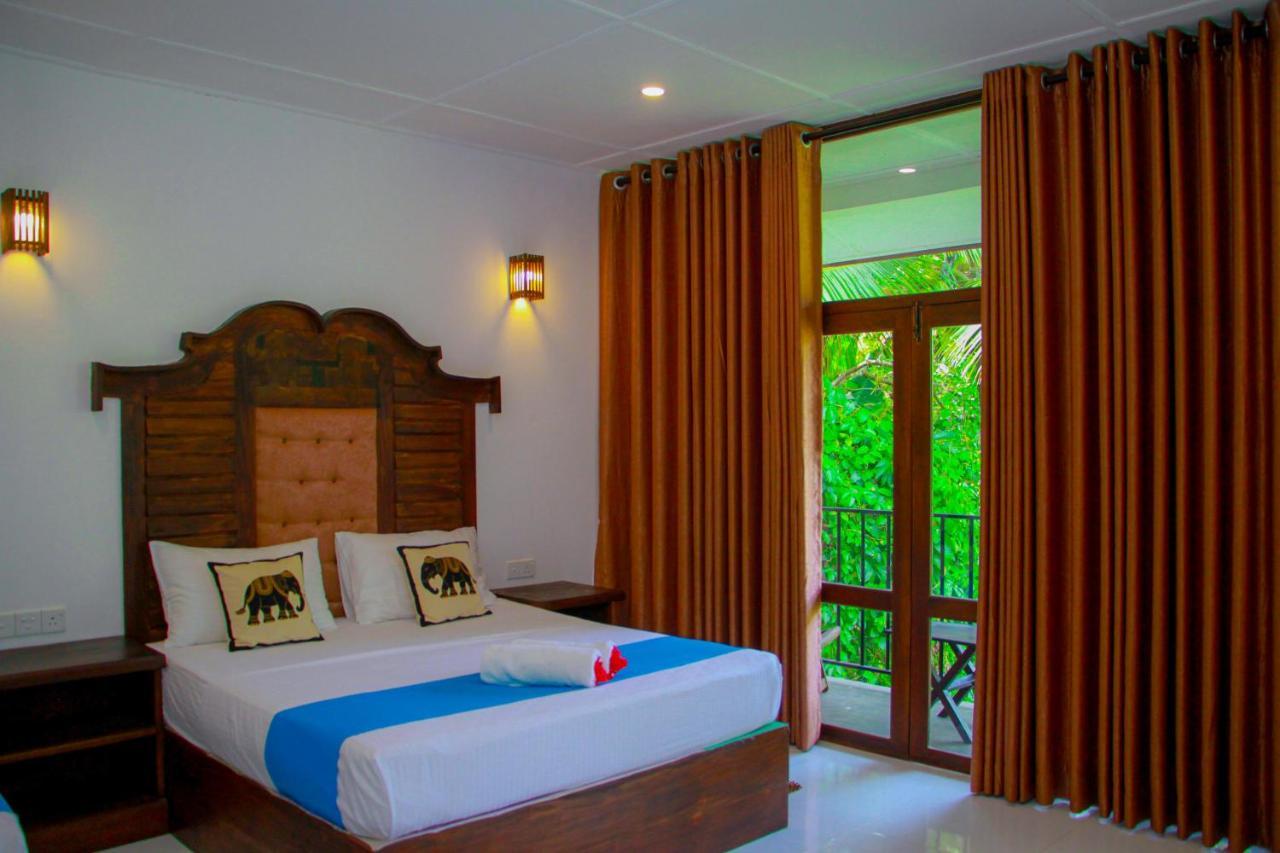 Manike Lodge Habarana Extérieur photo